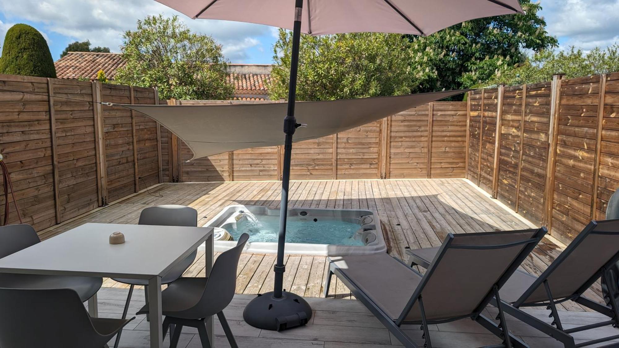 Appartement Luxe Avec Piscine Chauffee & Jacuzzi Prive - Cote D'Azur Рокфор-ле-Пен Экстерьер фото