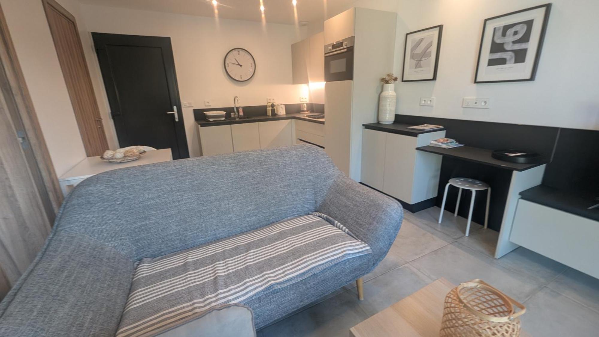 Appartement Luxe Avec Piscine Chauffee & Jacuzzi Prive - Cote D'Azur Рокфор-ле-Пен Экстерьер фото
